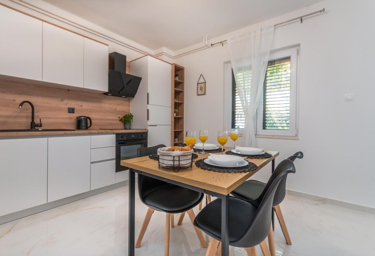 Apartmani A&M Biograd na Moru Kültér fotó