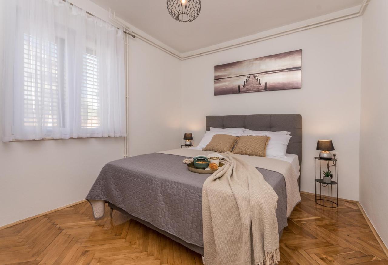 Apartmani A&M Biograd na Moru Kültér fotó