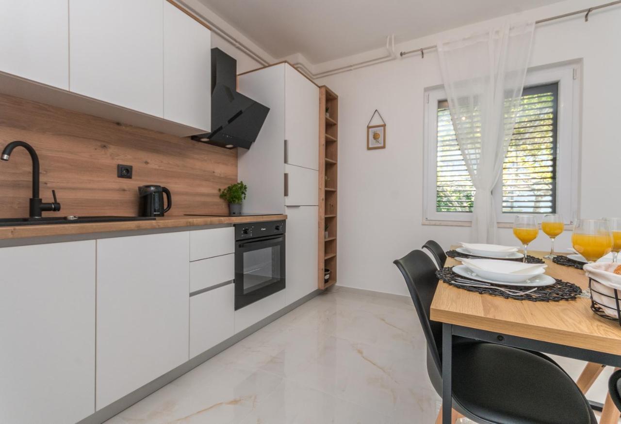 Apartmani A&M Biograd na Moru Kültér fotó